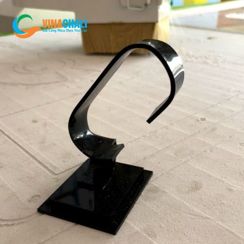 Kệ mica để đồng hồ